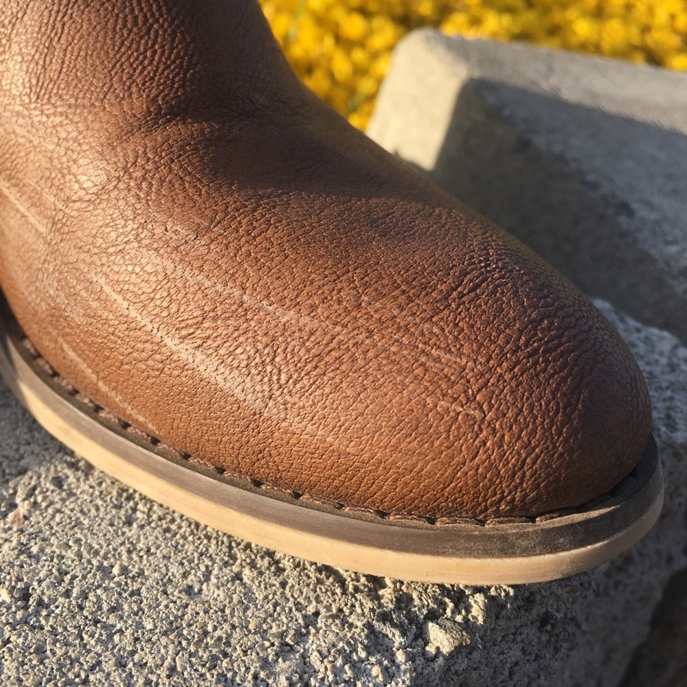 🌸Brown Booties🌸 - Picture 4 of 5